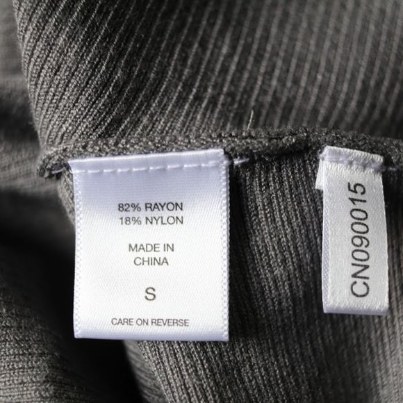 NY&C Cold Shoulder Button Sleeve Ribbed Sweater NWT - Gray, Size S - Picture 14 of 16